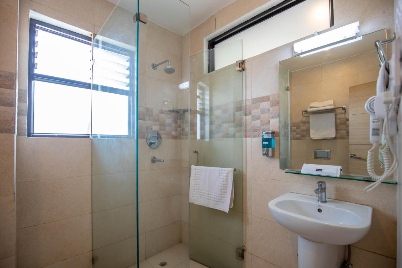 Sarovar Residency Serviced Apartment Hotel Jawlakhel Kültér fotó
